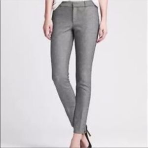 NWT Banana Republic Sloan Skinny Pant Size 4 Gray